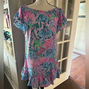 LILLY PULITZER Pink Gecko Green Tiger Sunrise ruffled off shoulder Dress size XS